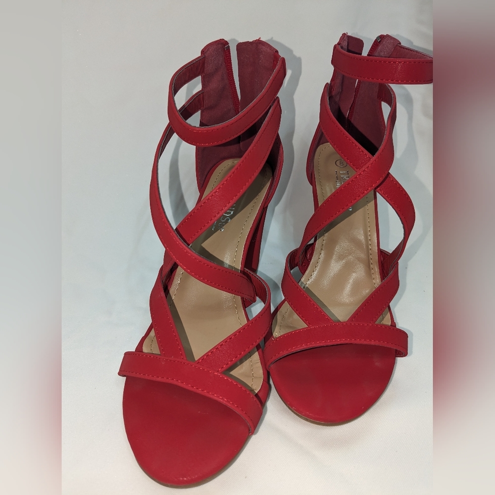 Women's size 8 Red  3.25"  Chunky Heel Ankle Strap Sandals